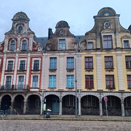 Au Coeur De La Grand Place Arras Zewnętrze zdjęcie